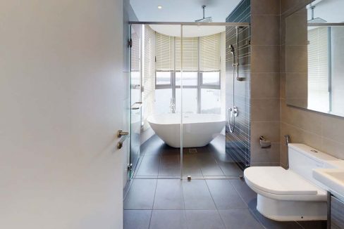 Teega-Residence-1998-sqft-Bathroom