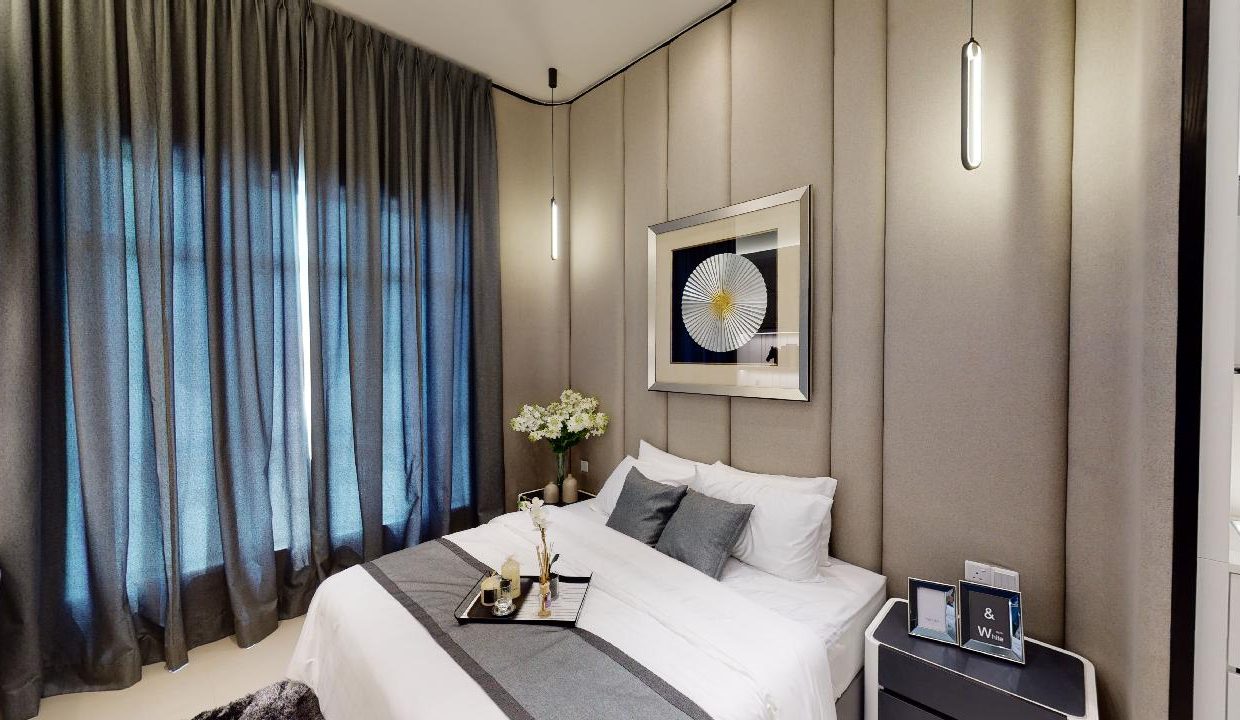 Bandar-Layangkasa-1798-SqFt-MASTER-BEDROOM