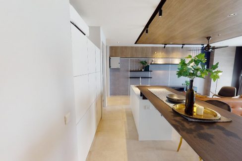 Lumi-Tropicana-1509-SqFt-Foyer