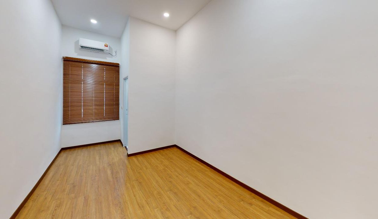 Bandar-Permata-Lunas-840-SqFt-Master-Bedroom