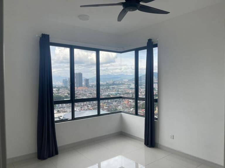 FBPVPU06N1YJ8LEY-medium