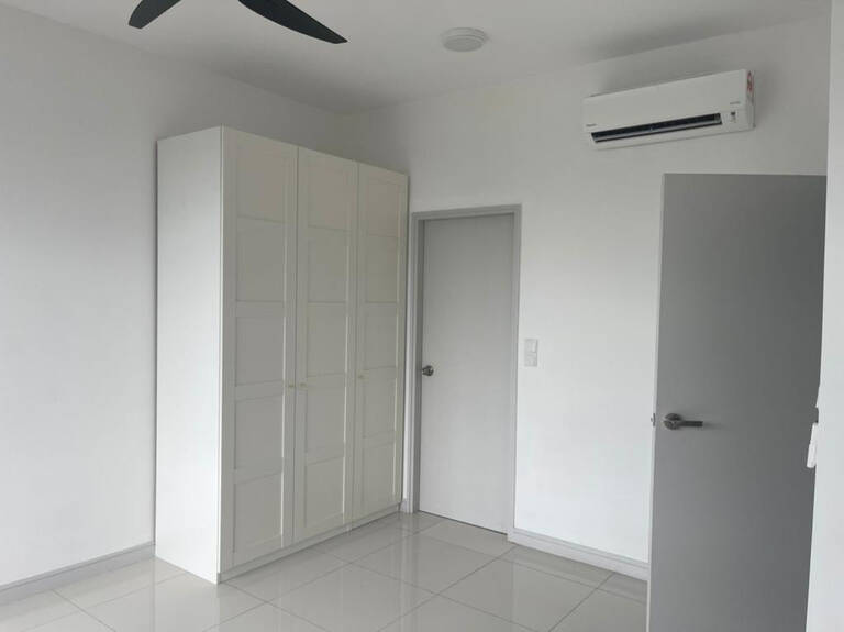 QACFRJVNP2BHSUEH-medium